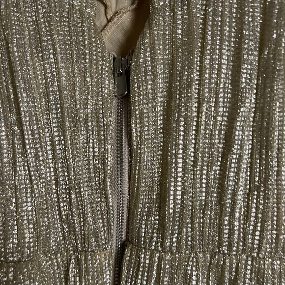 Saylor Saydee Silver Metallic Plisse Jacquard Mock Neck Party Mini Dress Size XS - Picture 16 of 16